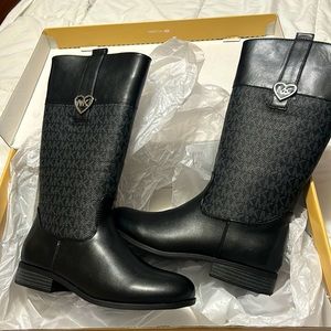Girls Michael Kors boots calf length black logo size 4 new in box